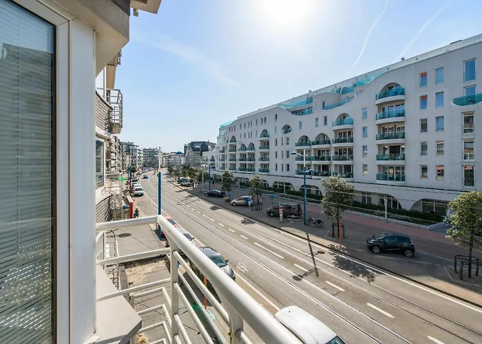 Rustig, Comfortabel App Op 50meter Het Apartamento Koksijde